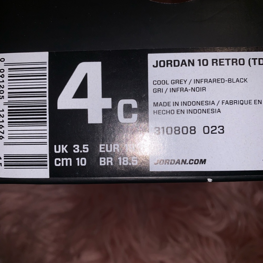 Jordan 11s - Picture 2 of 2